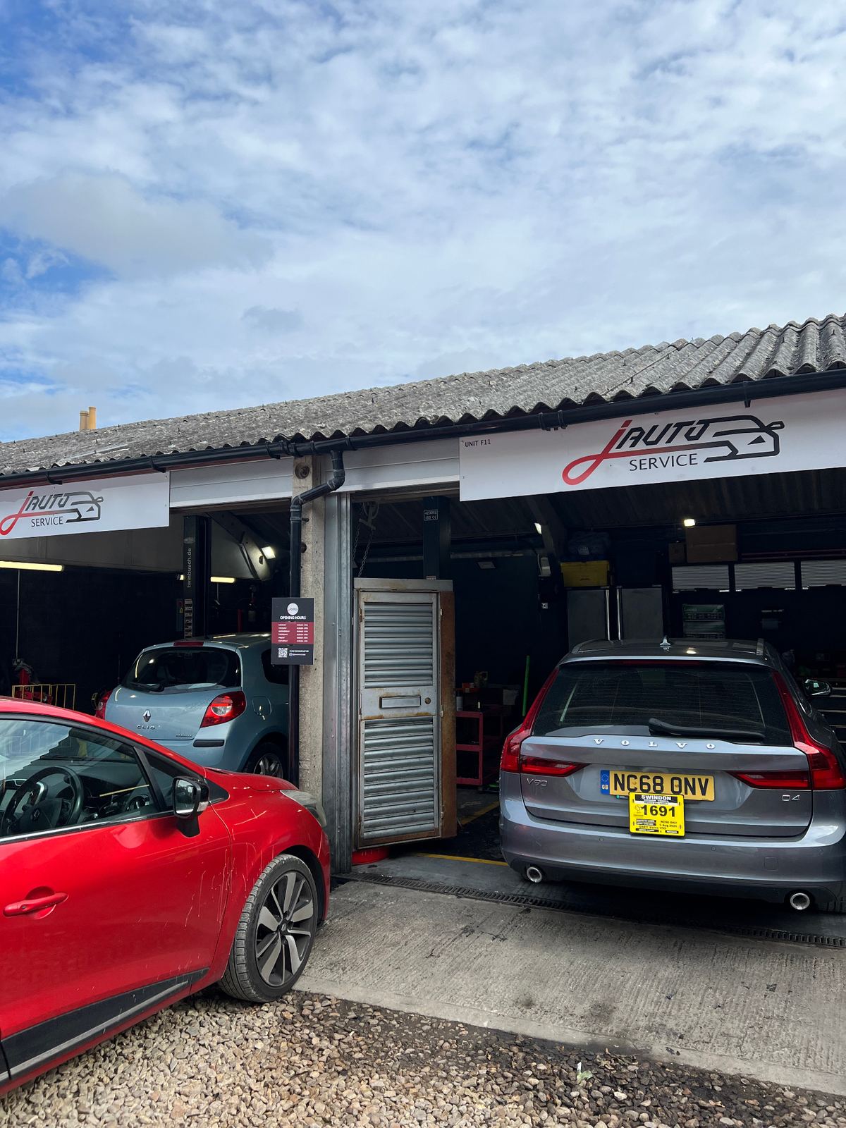 Exterior of J Auto Service workshop at Hibberds Yard, Swindon SN5